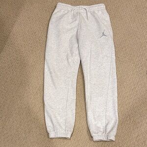 Kids’ Jordan Light Gray Fleece Joggers with Drawstring